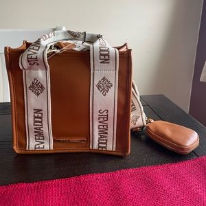 Steve Madden bwebber viral bag